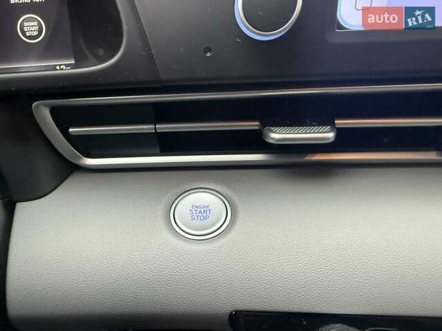 Сірий Хендай Елантра, об'ємом двигуна 2 л та пробігом 120 тис. км за 14900 $, фото 6 на Automoto.ua