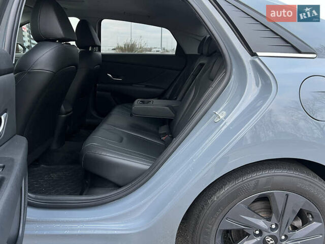 Серый Хендай Элантра, объемом двигателя 1.58 л и пробегом 65 тыс. км за 18999 $, фото 47 на Automoto.ua