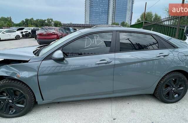 Серый Хендай Элантра, объемом двигателя 2 л и пробегом 83 тыс. км за 7800 $, фото 9 на Automoto.ua