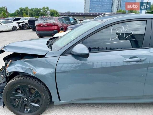 Серый Хендай Элантра, объемом двигателя 2 л и пробегом 83 тыс. км за 7800 $, фото 10 на Automoto.ua