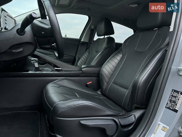 Серый Хендай Элантра, объемом двигателя 1.58 л и пробегом 65 тыс. км за 18999 $, фото 37 на Automoto.ua