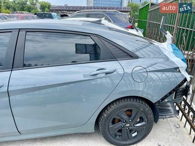 Серый Хендай Элантра, объемом двигателя 2 л и пробегом 83 тыс. км за 7800 $, фото 11 на Automoto.ua