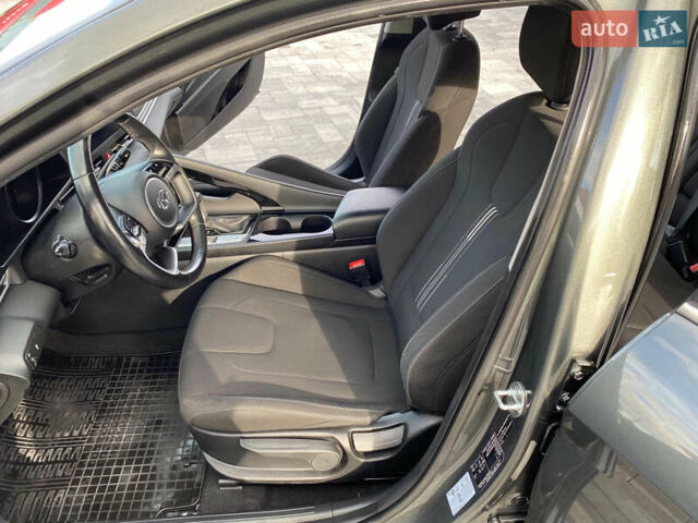 Серый Хендай Элантра, объемом двигателя 1.59 л и пробегом 87 тыс. км за 20000 $, фото 6 на Automoto.ua