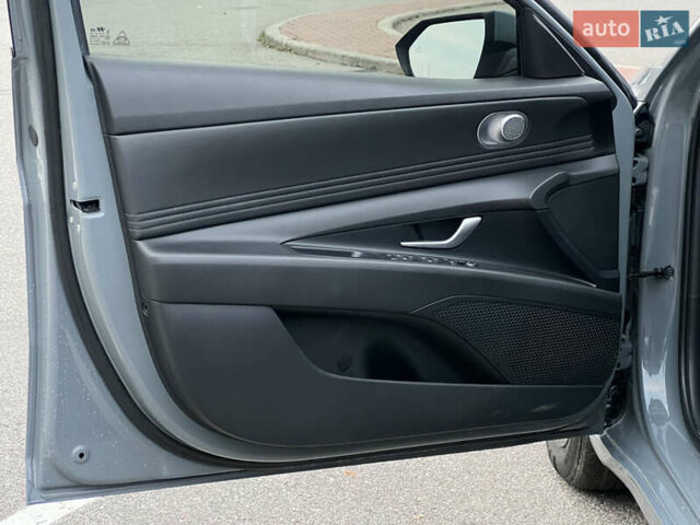 Серый Хендай Элантра, объемом двигателя 1.58 л и пробегом 65 тыс. км за 18999 $, фото 34 на Automoto.ua