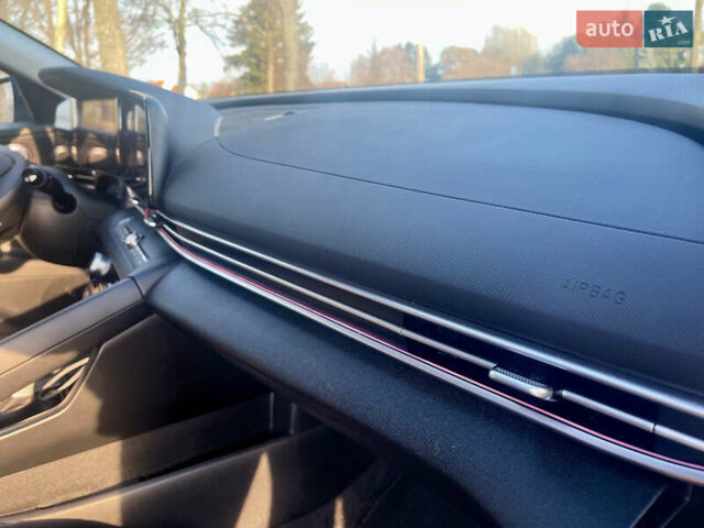 Сірий Хендай Елантра, об'ємом двигуна 1.6 л та пробігом 36 тис. км за 21000 $, фото 4 на Automoto.ua