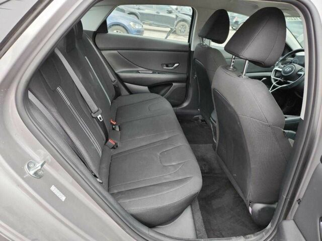 Серый Хендай Элантра, объемом двигателя 2 л и пробегом 45 тыс. км за 3600 $, фото 9 на Automoto.ua