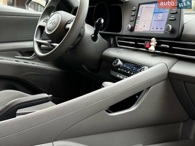 Серый Хендай Элантра, объемом двигателя 2 л и пробегом 30 тыс. км за 18999 $, фото 67 на Automoto.ua