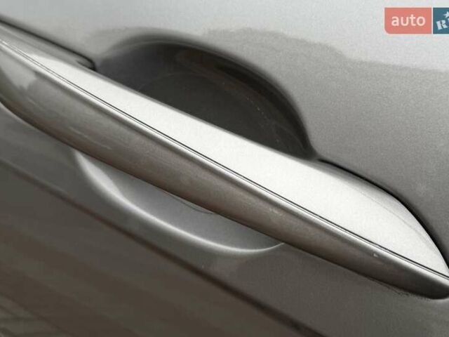 Серый Хендай Элантра, объемом двигателя 2 л и пробегом 30 тыс. км за 18999 $, фото 40 на Automoto.ua