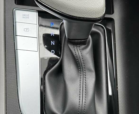 Серый Хендай Элантра, объемом двигателя 2 л и пробегом 30 тыс. км за 18999 $, фото 130 на Automoto.ua