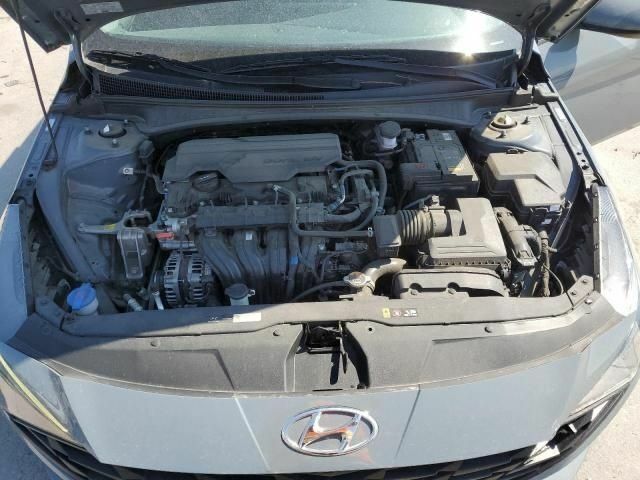 Сірий Хендай Елантра, об'ємом двигуна 2 л та пробігом 58 тис. км за 14500 $, фото 6 на Automoto.ua