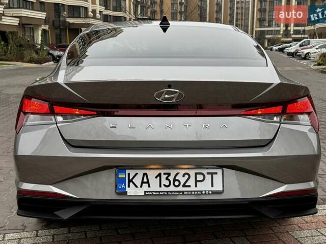 Серый Хендай Элантра, объемом двигателя 2 л и пробегом 30 тыс. км за 18999 $, фото 14 на Automoto.ua