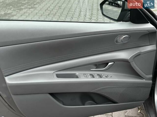 Серый Хендай Элантра, объемом двигателя 2 л и пробегом 30 тыс. км за 18999 $, фото 71 на Automoto.ua