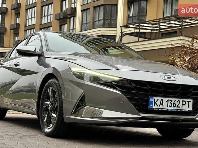 Серый Хендай Элантра, объемом двигателя 2 л и пробегом 30 тыс. км за 18999 $, фото 23 на Automoto.ua