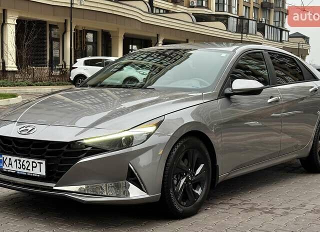 Серый Хендай Элантра, объемом двигателя 2 л и пробегом 30 тыс. км за 18999 $, фото 6 на Automoto.ua