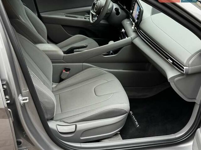 Серый Хендай Элантра, объемом двигателя 2 л и пробегом 30 тыс. км за 18999 $, фото 64 на Automoto.ua