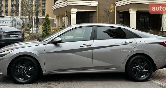 Серый Хендай Элантра, объемом двигателя 2 л и пробегом 30 тыс. км за 18999 $, фото 11 на Automoto.ua