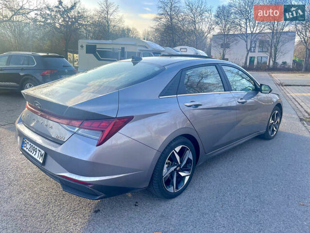 Сірий Хендай Елантра, об'ємом двигуна 1.6 л та пробігом 36 тис. км за 21000 $, фото 1 на Automoto.ua