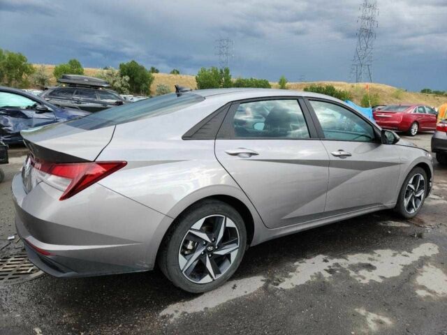 Серый Хендай Элантра, объемом двигателя 2 л и пробегом 45 тыс. км за 3600 $, фото 2 на Automoto.ua