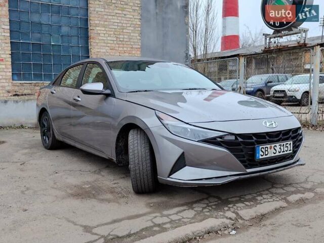 Сірий Хендай Елантра, об'ємом двигуна 1.58 л та пробігом 25 тис. км за 21900 $, фото 2 на Automoto.ua