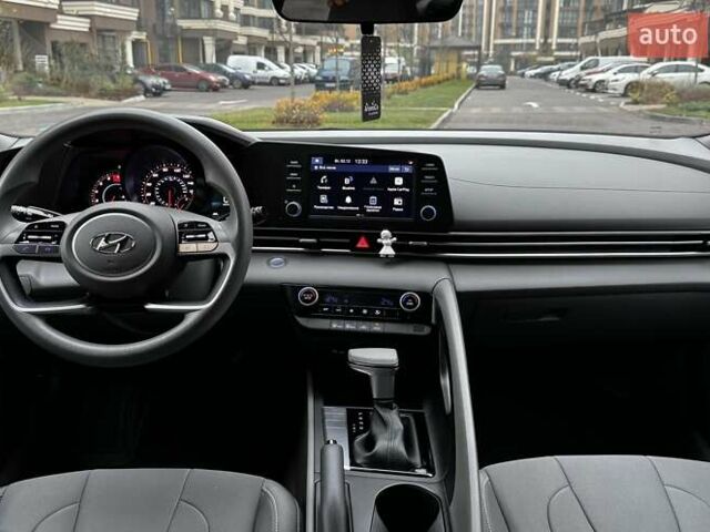 Серый Хендай Элантра, объемом двигателя 2 л и пробегом 30 тыс. км за 18999 $, фото 76 на Automoto.ua