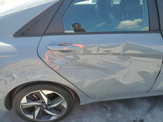 Сірий Хендай Елантра, об'ємом двигуна 2 л та пробігом 58 тис. км за 14500 $, фото 3 на Automoto.ua