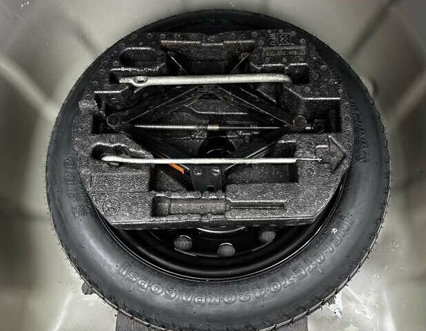 Серый Хендай Элантра, объемом двигателя 2 л и пробегом 30 тыс. км за 18999 $, фото 53 на Automoto.ua