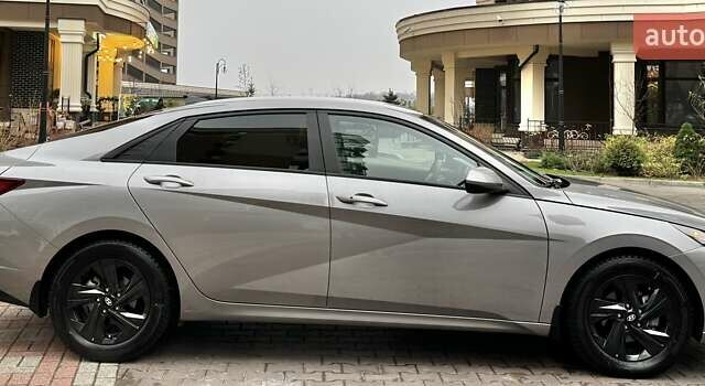 Серый Хендай Элантра, объемом двигателя 2 л и пробегом 30 тыс. км за 18999 $, фото 18 на Automoto.ua