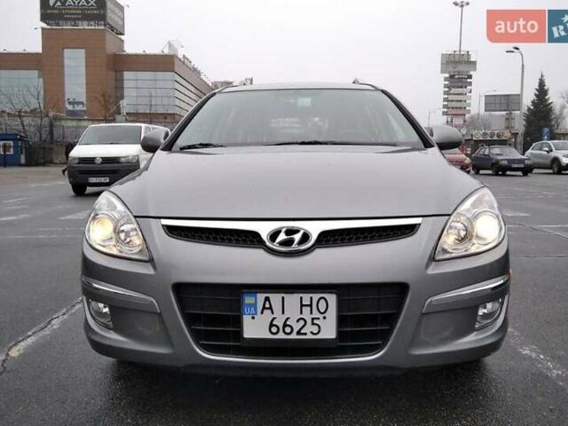 Сірий Хендай Елантра, об'ємом двигуна 1.98 л та пробігом 167 тис. км за 9000 $, фото 7 на Automoto.ua