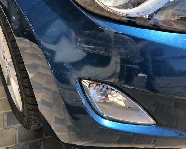 Синій Хендай Елантра, об'ємом двигуна 1.8 л та пробігом 143 тис. км за 8800 $, фото 2 на Automoto.ua