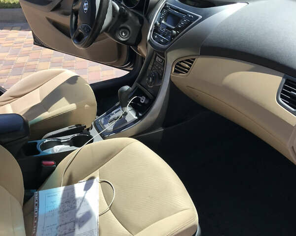 Синій Хендай Елантра, об'ємом двигуна 1.8 л та пробігом 143 тис. км за 8800 $, фото 11 на Automoto.ua