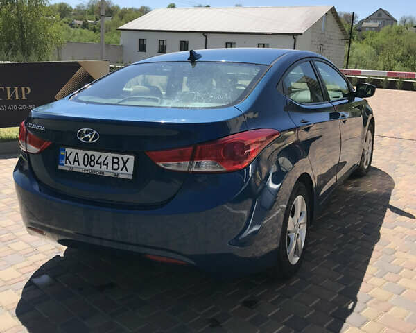 Синій Хендай Елантра, об'ємом двигуна 1.8 л та пробігом 143 тис. км за 8800 $, фото 4 на Automoto.ua