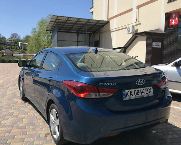 Синій Хендай Елантра, об'ємом двигуна 1.8 л та пробігом 143 тис. км за 8800 $, фото 5 на Automoto.ua