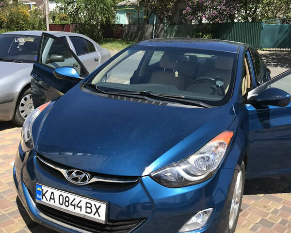 Синій Хендай Елантра, об'ємом двигуна 1.8 л та пробігом 143 тис. км за 8800 $, фото 6 на Automoto.ua