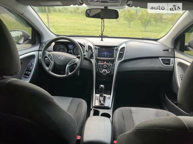 Синий Хендай Элантра, объемом двигателя 2 л и пробегом 140 тыс. км за 9500 $, фото 23 на Automoto.ua