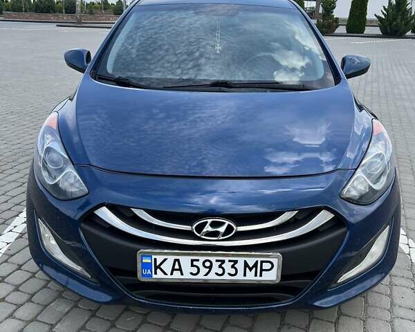 Синий Хендай Элантра, объемом двигателя 2 л и пробегом 140 тыс. км за 9500 $, фото 3 на Automoto.ua