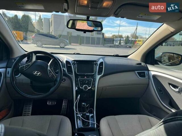 Хендай Элантра 2015 в Луцке на Automoto.ua Синий Хендай Элантра, объемом двигателя 2 л и пробегом 151 тыс. км за 9300 $, фото 8 на Automoto.ua