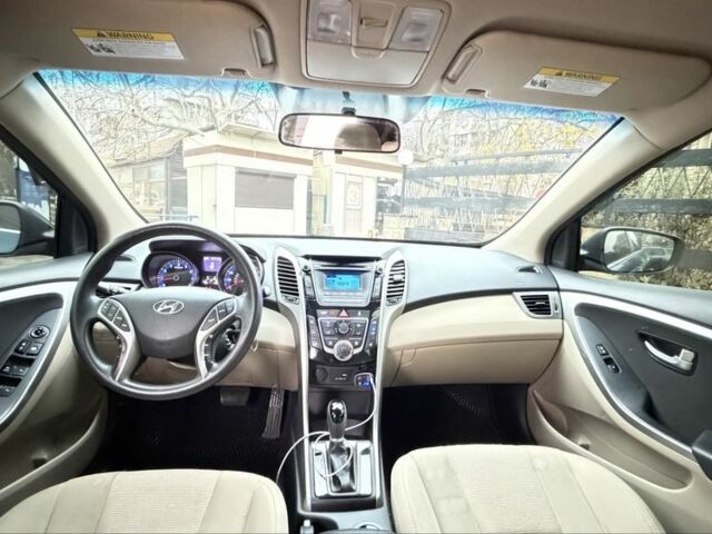 Синій Хендай Елантра, об'ємом двигуна 2 л та пробігом 151 тис. км за 8199 $, фото 8 на Automoto.ua