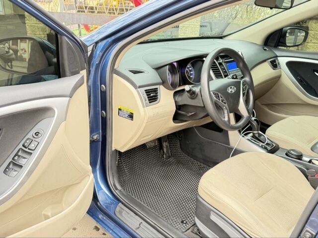 Синій Хендай Елантра, об'ємом двигуна 2 л та пробігом 151 тис. км за 8199 $, фото 6 на Automoto.ua