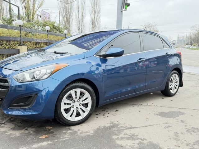 Синій Хендай Елантра, об'ємом двигуна 2 л та пробігом 151 тис. км за 8199 $, фото 5 на Automoto.ua