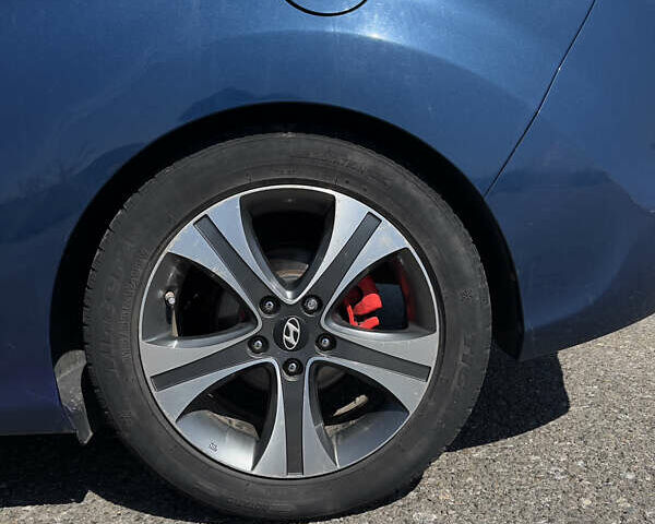 Синій Хендай Елантра, об'ємом двигуна 2 л та пробігом 126 тис. км за 8000 $, фото 9 на Automoto.ua