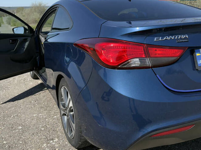 Синій Хендай Елантра, об'ємом двигуна 2 л та пробігом 126 тис. км за 8000 $, фото 7 на Automoto.ua