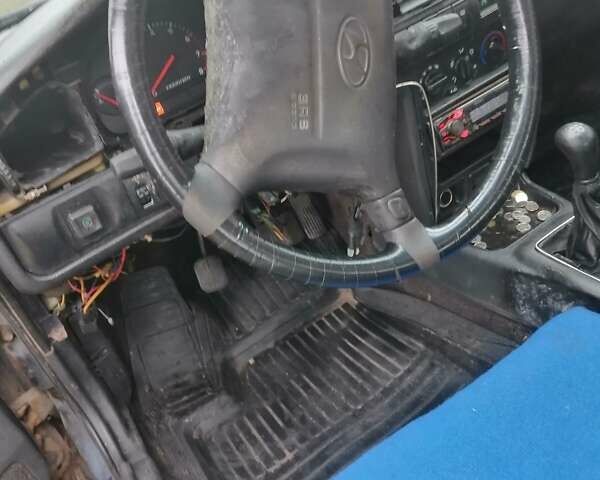 Синій Хендай Елантра, об'ємом двигуна 1.5 л та пробігом 455 тис. км за 750 $, фото 7 на Automoto.ua