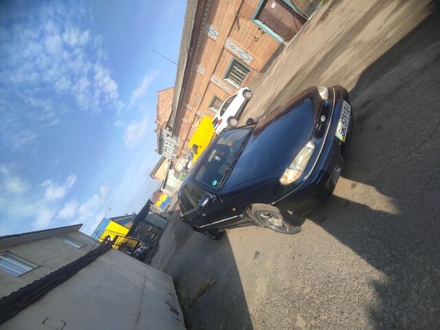 Синий Хендай Элантра, объемом двигателя 0 л и пробегом 240 тыс. км за 1450 $, фото 5 на Automoto.ua