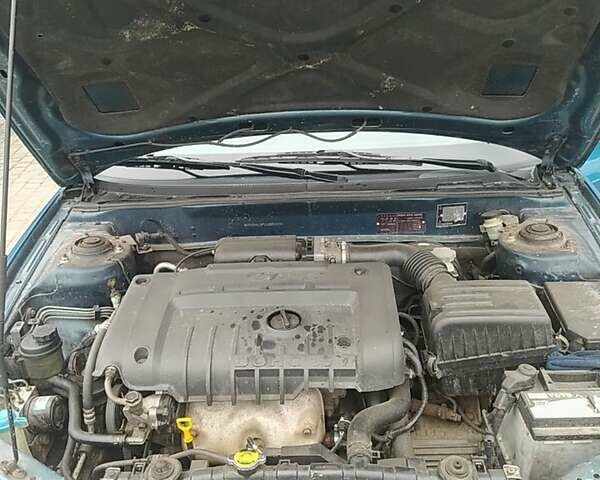 Синий Хендай Элантра, объемом двигателя 1.6 л и пробегом 320 тыс. км за 2800 $, фото 14 на Automoto.ua