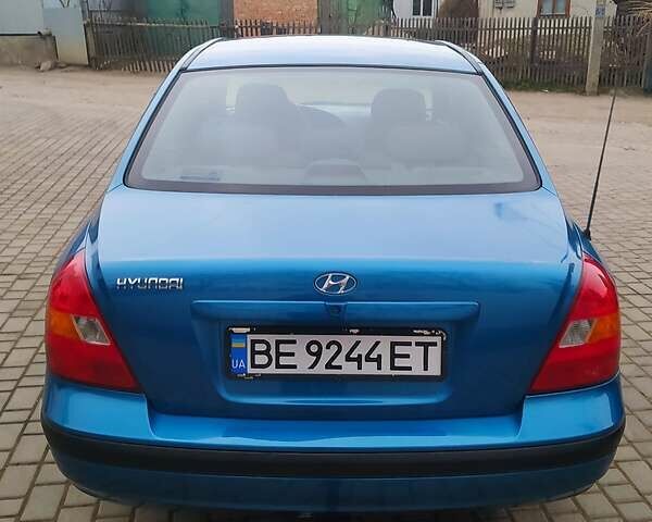 Синий Хендай Элантра, объемом двигателя 1.6 л и пробегом 320 тыс. км за 2800 $, фото 5 на Automoto.ua