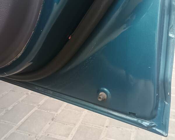 Синий Хендай Элантра, объемом двигателя 1.6 л и пробегом 320 тыс. км за 2800 $, фото 12 на Automoto.ua