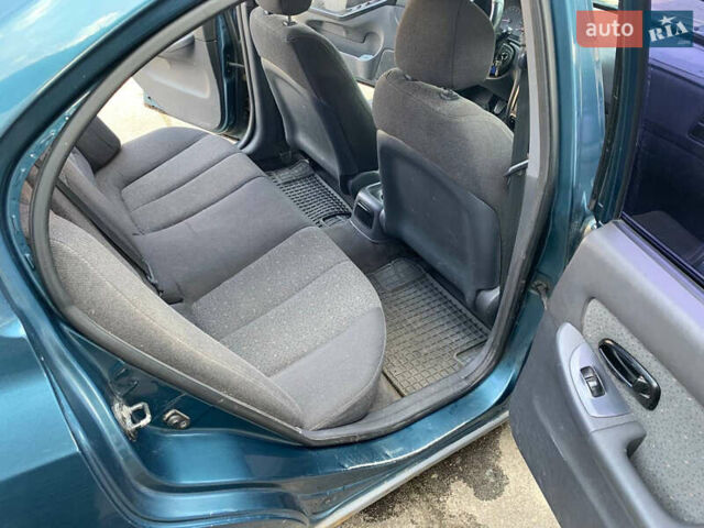 Хендай Элантра 2002 в Днепре (Днепропетровске) на Automoto.ua Синий Хендай Элантра, объемом двигателя 1.6 л и пробегом 326 тыс. км за 2400 $, фото 9 на Automoto.ua