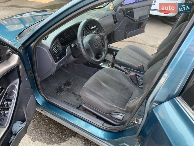 Хендай Элантра 2002 в Днепре (Днепропетровске) на Automoto.ua Синий Хендай Элантра, объемом двигателя 1.6 л и пробегом 326 тыс. км за 2400 $, фото 7 на Automoto.ua