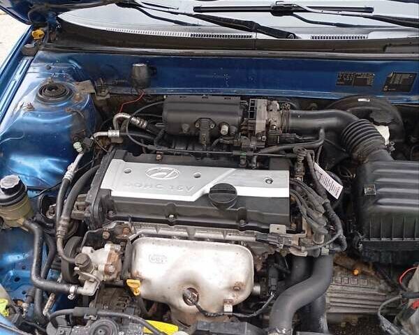 Хендай Элантра 2004 в Великой Багачке на Automoto.ua Синий Хендай Элантра, объемом двигателя 1.6 л и пробегом 190 тыс. км за 3700 $, фото 10 на Automoto.ua