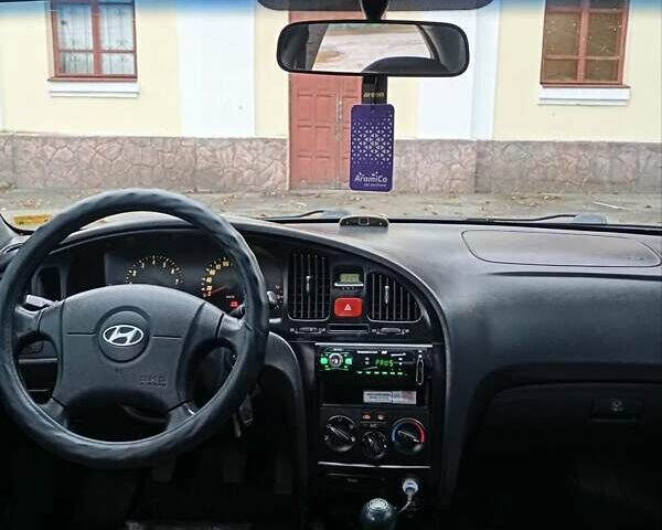 Хендай Элантра 2004 в Великой Багачке на Automoto.ua Синий Хендай Элантра, объемом двигателя 1.6 л и пробегом 190 тыс. км за 3700 $, фото 1 на Automoto.ua